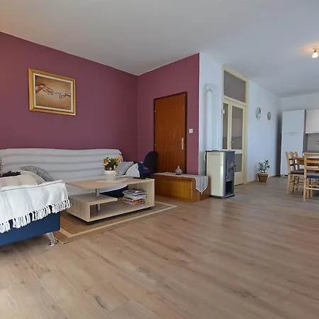Apartamento Rade