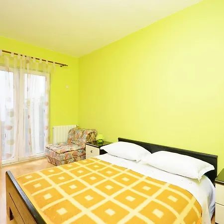 Apartamento Rade *